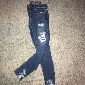 Ripped American Eagle Jeggings (short)
